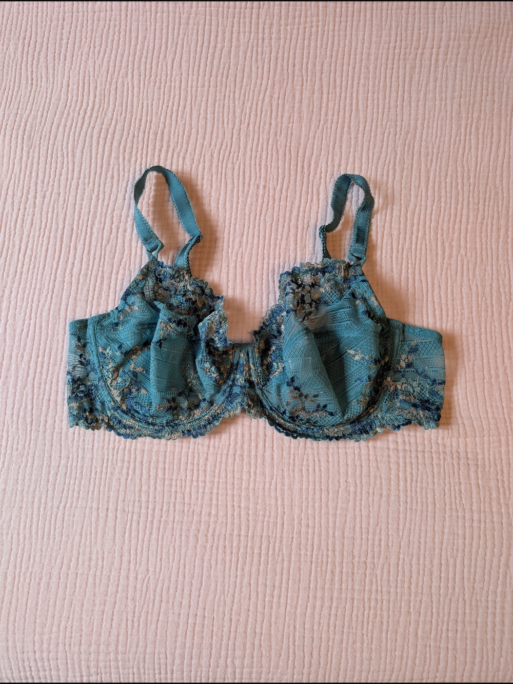 Wacoal Teal Lace Underwire Bra with Floral Embroidery